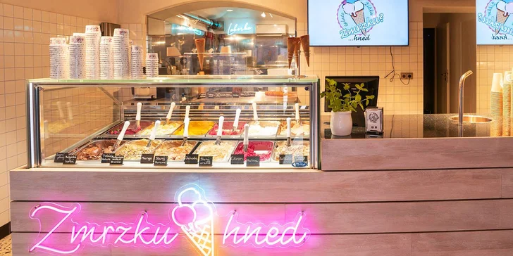 Gelato bubble dle výběru pro jedno či dva z rodinné zmrzlinárny na Žižkově