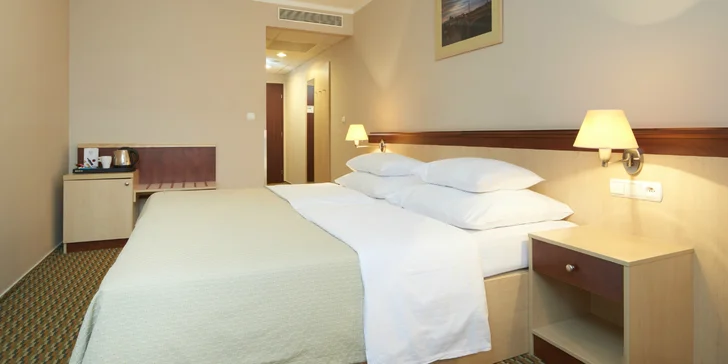 Pobyt v moderním 4* hotelu Pyramida v blízkosti Pražského hradu se snídaní a bazénem