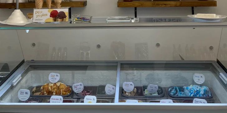 Kopečková zmrzlina s kávou či limonádou k odnosu s sebou