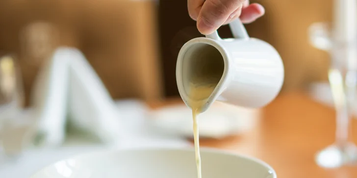 Zámecké pětichodové menu s rybou a králíkem i relaxace ve wellness pro 2 osoby