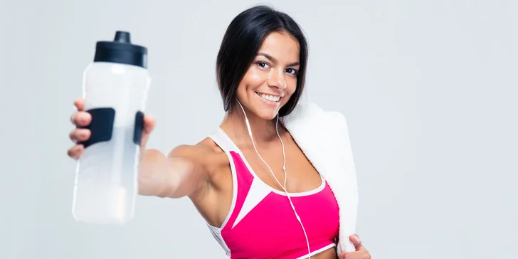Balíček 3, 7 a 10 jednodenních vstupů do dámského fitness AURA Fit