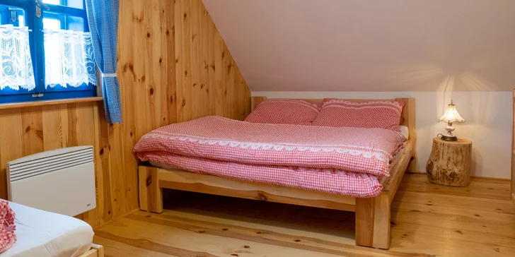 Chalupa na rozhraní Železných hor a Žďárských vrchů: sauna, hřiště i venkovní posezení