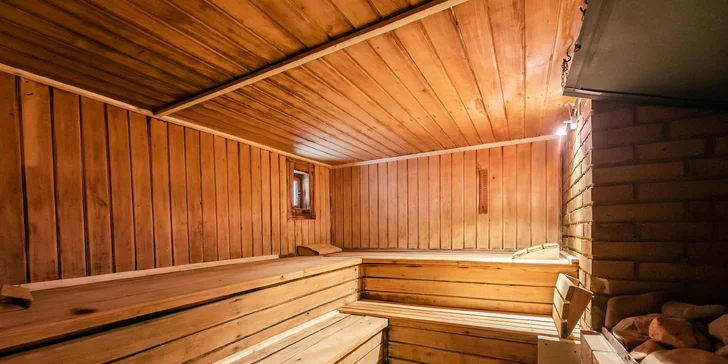 Pobyt v penzionu uprostřed Jizerek: snídaně či polopenze a wellness