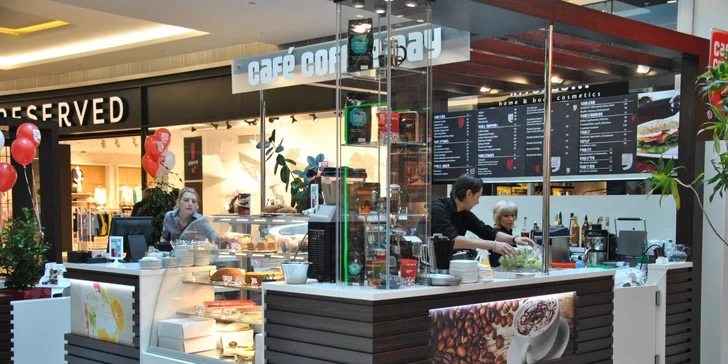 Cappuccina a domácí dortíky v Coffee Day Jindřišská a Černý Most