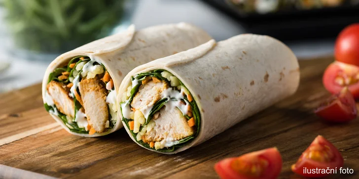 Kuřecí wrap a smoothie podle výběru na odnos s sebou pro 2 osoby