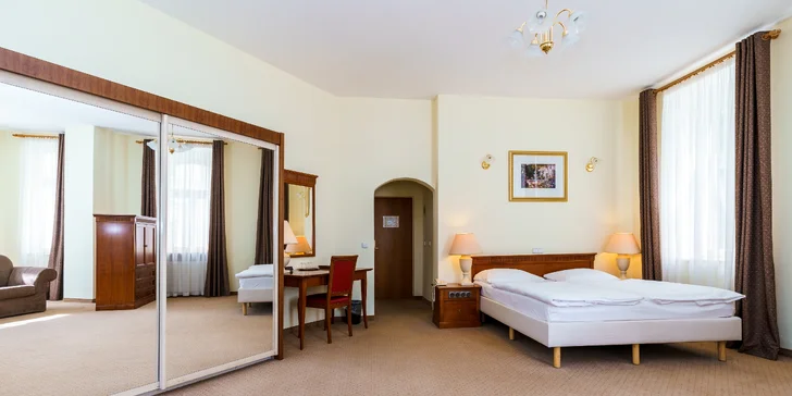 4* pobyt v centru Karlových Varů se snídaní i polopenzí, wellness, procedurami i vstupy