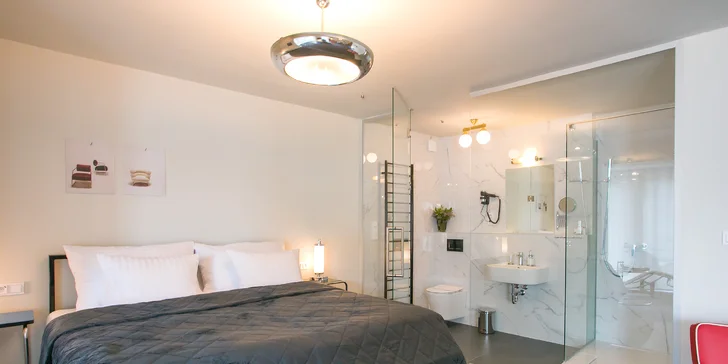 Unikátní ubytování se snídaní na východě Čech: zrenovovaný hotel, 6 designových pokojů, každý je originál