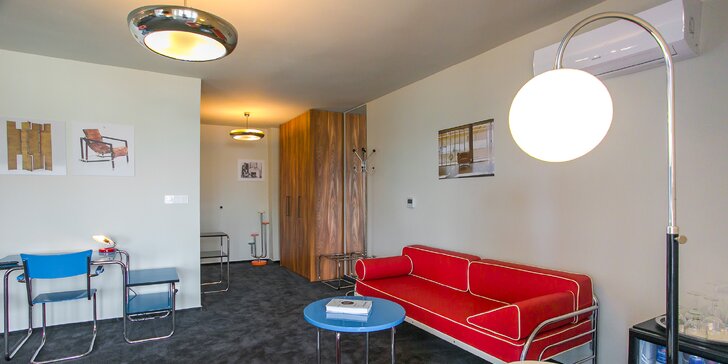 Unikátní ubytování se snídaní i privátním wellness na východě Čech: zrenovovaný hotel, 4 designové pokoje, každý je originál