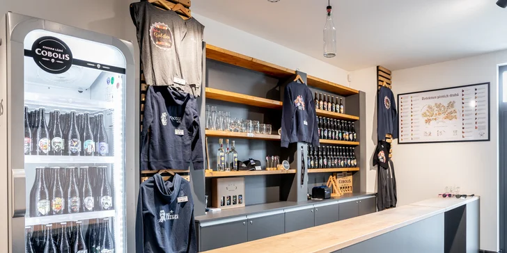 Prohlídka pivovaru Cobolis Ládví pro 2 osoby: ochutnávka piv, pivo domů i večeře v restauraci