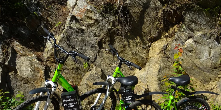 Poznejte Krkonoše z jiného úhlu: zapůjčení elektrické koloběžky nebo kola FATeBIKE