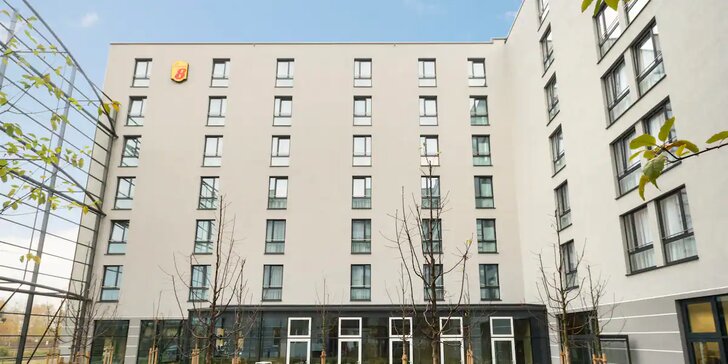 Pobyt v německém Mnichově: moderní městský hotel se snídaní v blízkosti MHD