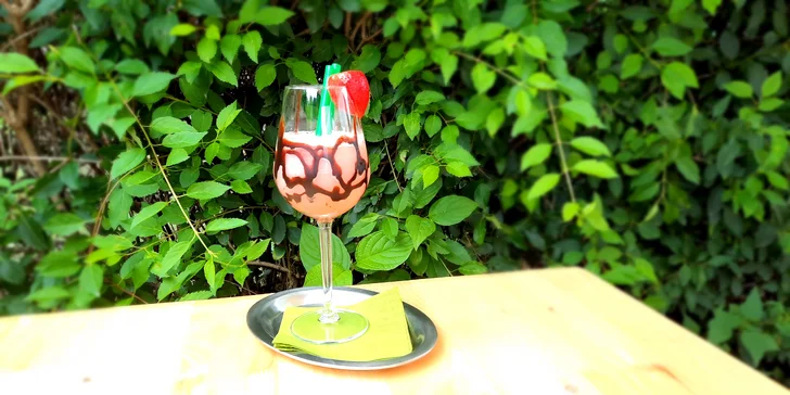 Osvěžující ice cream drink dle výběru: Prosecco se zmrzlinou pro 1 či 2