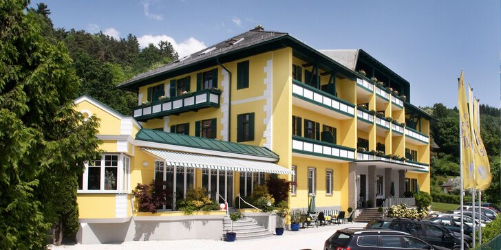 Zimní dovolená v Rakousku: 4* hotel se snídaní či polopenzí a neomezený relax ve wellness centru