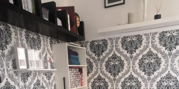 Dámské kadeřnické balíčky pro všechny délky vlasů s možností masky a žehlení nebo kulmování