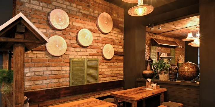Nabité sushi menu pro dva v centru Prahy: losos, krevety, tuňák i avokádo