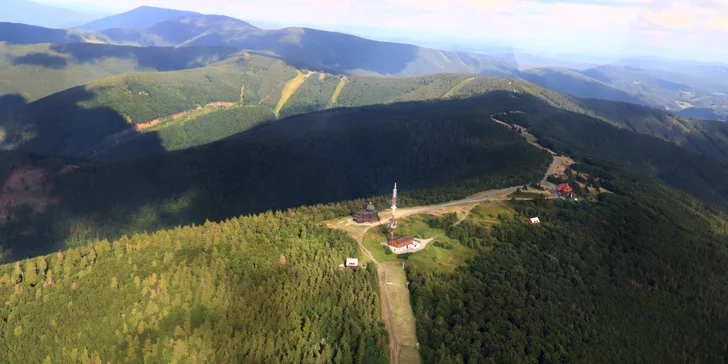 Ukázkový romantický let Cessnou při západu slunce: 30 nebo 60 min. až pro 3 osoby