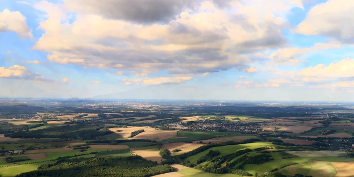 Ukázkový romantický let Cessnou při západu slunce: 30 nebo 60 min. až pro 3 osoby