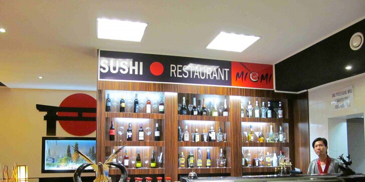 Otevřené vouchery na jakékoliv jídlo i nápoje v Sushi Miomi Zlín: 300 či 500 Kč