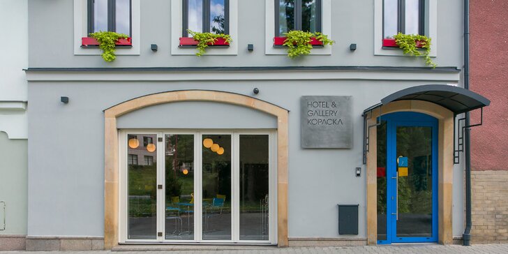 Unikátní ubytování se snídaní na východě Čech: zrenovovaný hotel, 4 designové pokoje, každý je originál