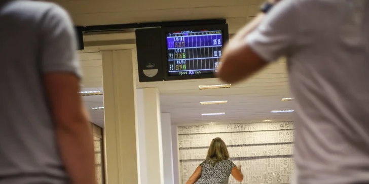 S partou za zábavou: 1 nebo 2 hodiny bowlingu až pro 6 hráčů