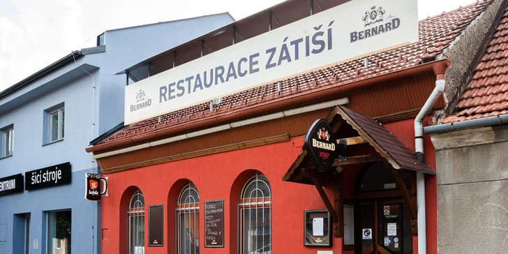 Půlka, jedna nebo rovnou dvě pizzy podle výběru na odnos s sebou