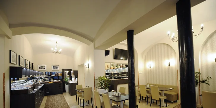 Pobyt se snídaní v Teplicích: elegantní 4* hotel v samém centru lázeňského města