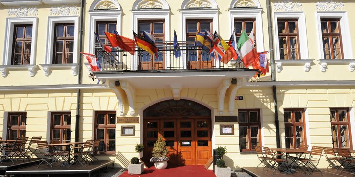 Pobyt se snídaní v Teplicích: elegantní 4* hotel v samém centru lázeňského města