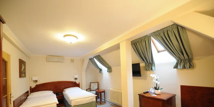 Pobyt se snídaní v Teplicích: elegantní 4* hotel v samém centru lázeňského města
