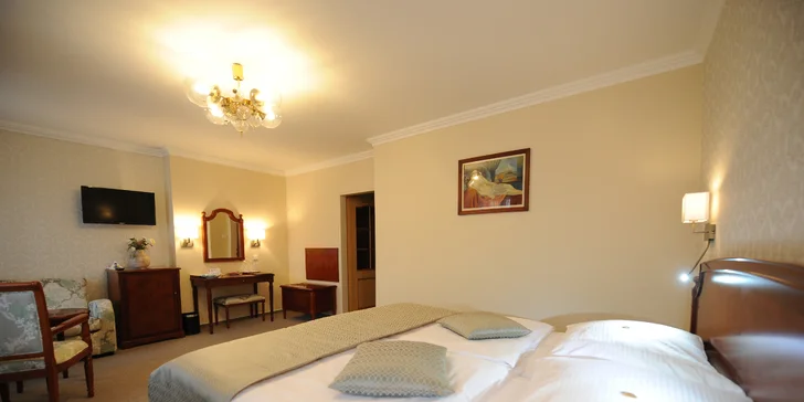 Pobyt se snídaní v Teplicích: elegantní 4* hotel v samém centru lázeňského města