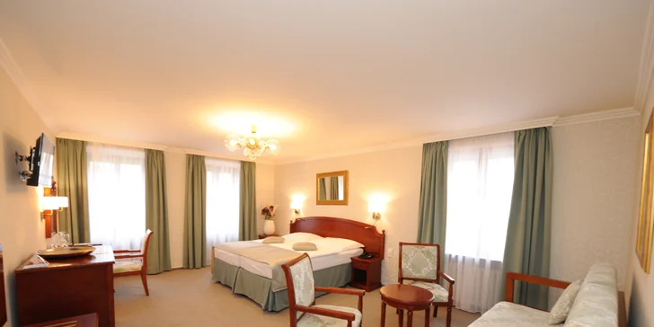 Pobyt se snídaní v Teplicích: elegantní 4* hotel v samém centru lázeňského města