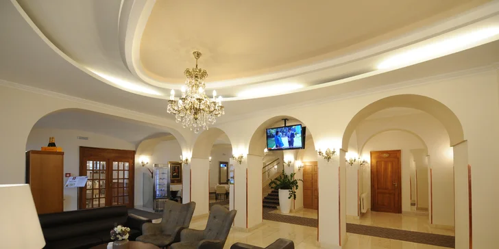 Pobyt se snídaní v Teplicích: elegantní 4* hotel v samém centru lázeňského města