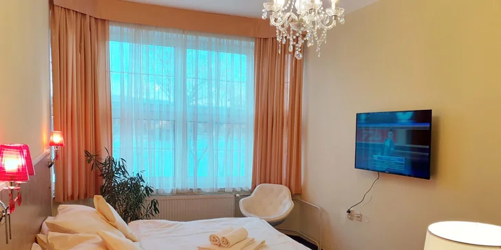 Třídenní pohoda v Krušných horách pro dva: loďka, výlety a možnost snídaní