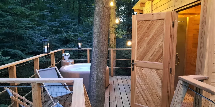 Romantika v přírodě nedaleko Vlašimi: pobyt v Cocoon Tree Bed se soukromou spa terasou