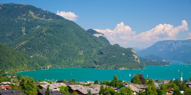 Cyklovýlet krajem blankytně modrých alpských jezer: v sedle kolem Wolfgangsee, Mondsee a Attersee