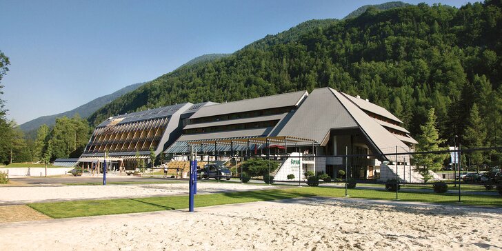 Parádní odpočinek ve Slovinsku: 4* hotel s polopenzí a neomezený relax ve třech bazénech