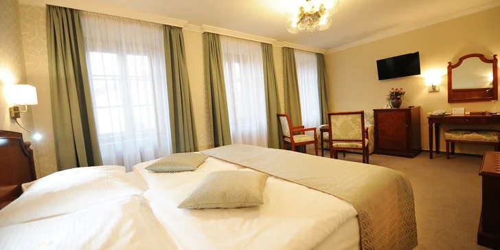 Pobyt se snídaní v Teplicích: elegantní 4* hotel v samém centru lázeňského města