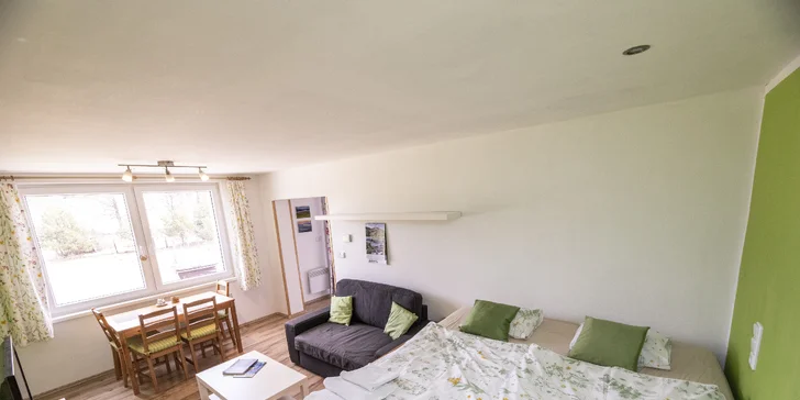 Dovolená v srdci Šumavy: Moderní apartmán pro pár nebo rodinu