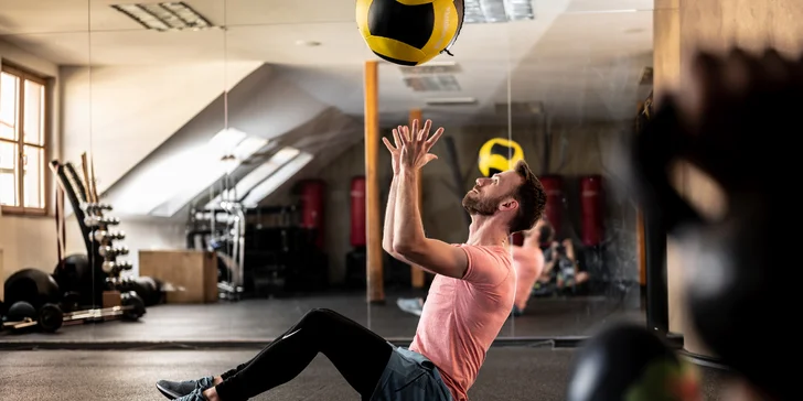 Vstupy do fitness centra nebo na skupinovou lekci podle výběru