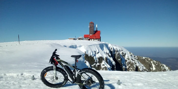 Výlet po Krkonoších: půjčení elektrokola FatBike na celý den