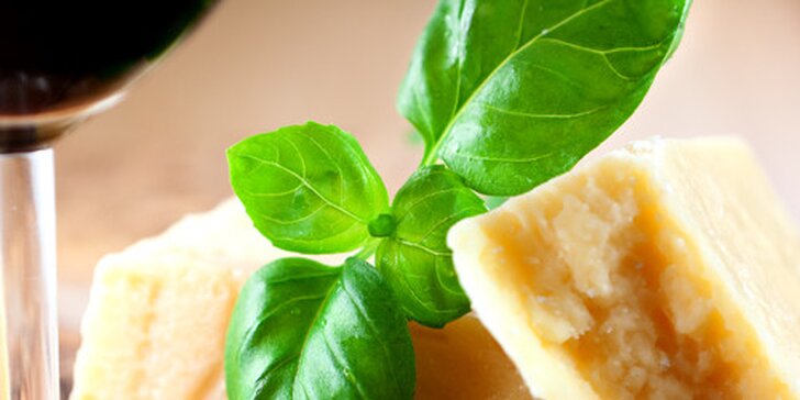 0,5 kg výborného italského sýra Grana Padano