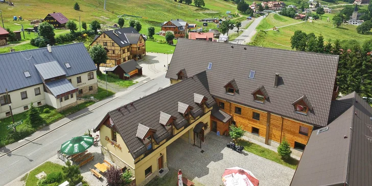 Útulný horský hostinec z polské strany Orliček: snídaně, spa zóna s neomezeným přístupem