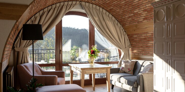 Luxusní hotel v Zakopaném: pokoje v horském stylu, jídlo i VIP vstup do spa