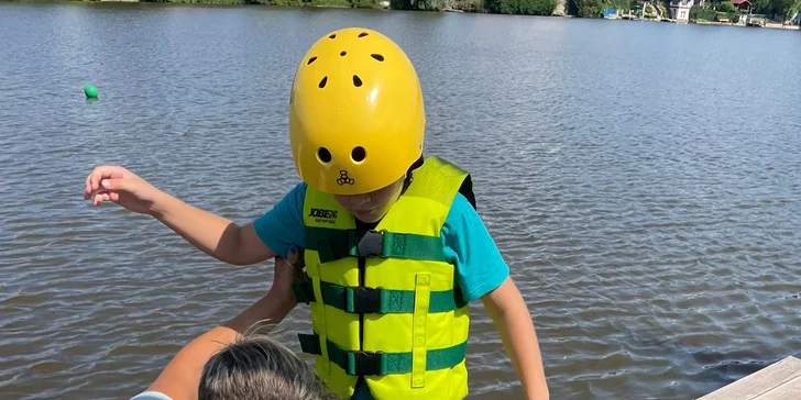Wakeboard až pro 4 osoby: jedna či dvě hodiny parádní zábavy na vodním vleku