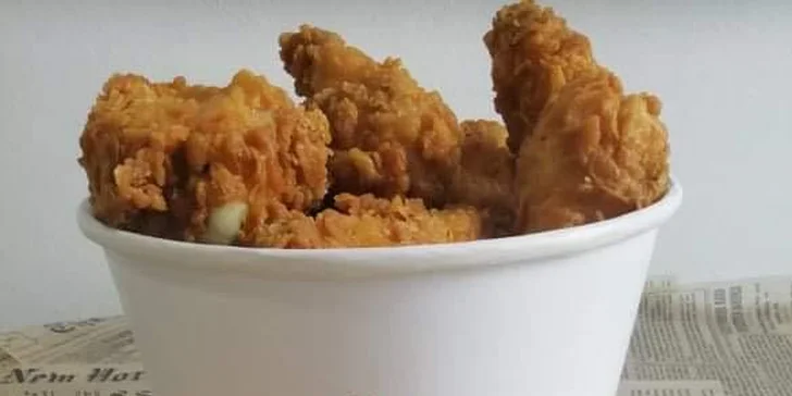 Hot wings: 5–30 pikantních kuřecích křidélek i s možností rozvozu po České Lípě a Novém Boru