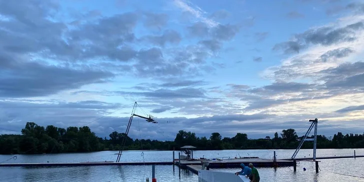 Wakeboarding pro začátečníky i pokročilé na 1 hod. i celý den