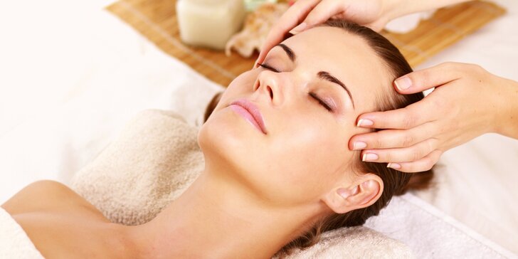 Ájurvédská pleťová terapie s masáží obličeje, krku a dekoltu v délce 60 nebo 80 minut