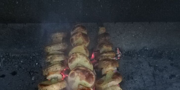 Lula kebab na uhlí: specialita z mletého masa i s opečenými bramborami pro 1 či 2 osoby