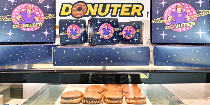 2–12 donutů dle výběru z Donuter Donuts: 21 příchutí s mňamózní polevou, posypem i náplní