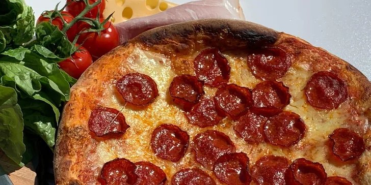 Pizza na odnos s sebou: průměr 32 cm, výběr z 24 druhů