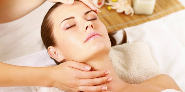 Nechte se hýčkat: Zábal, klasická masáž a lymfatická masáž obličeje
